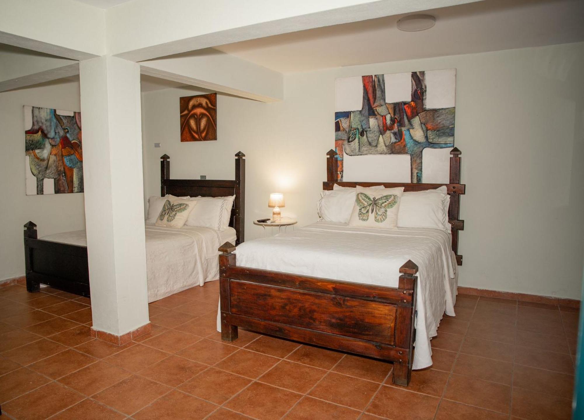 El Yaguacil Aparta Hotel 哈拉瓦科阿 外观 照片